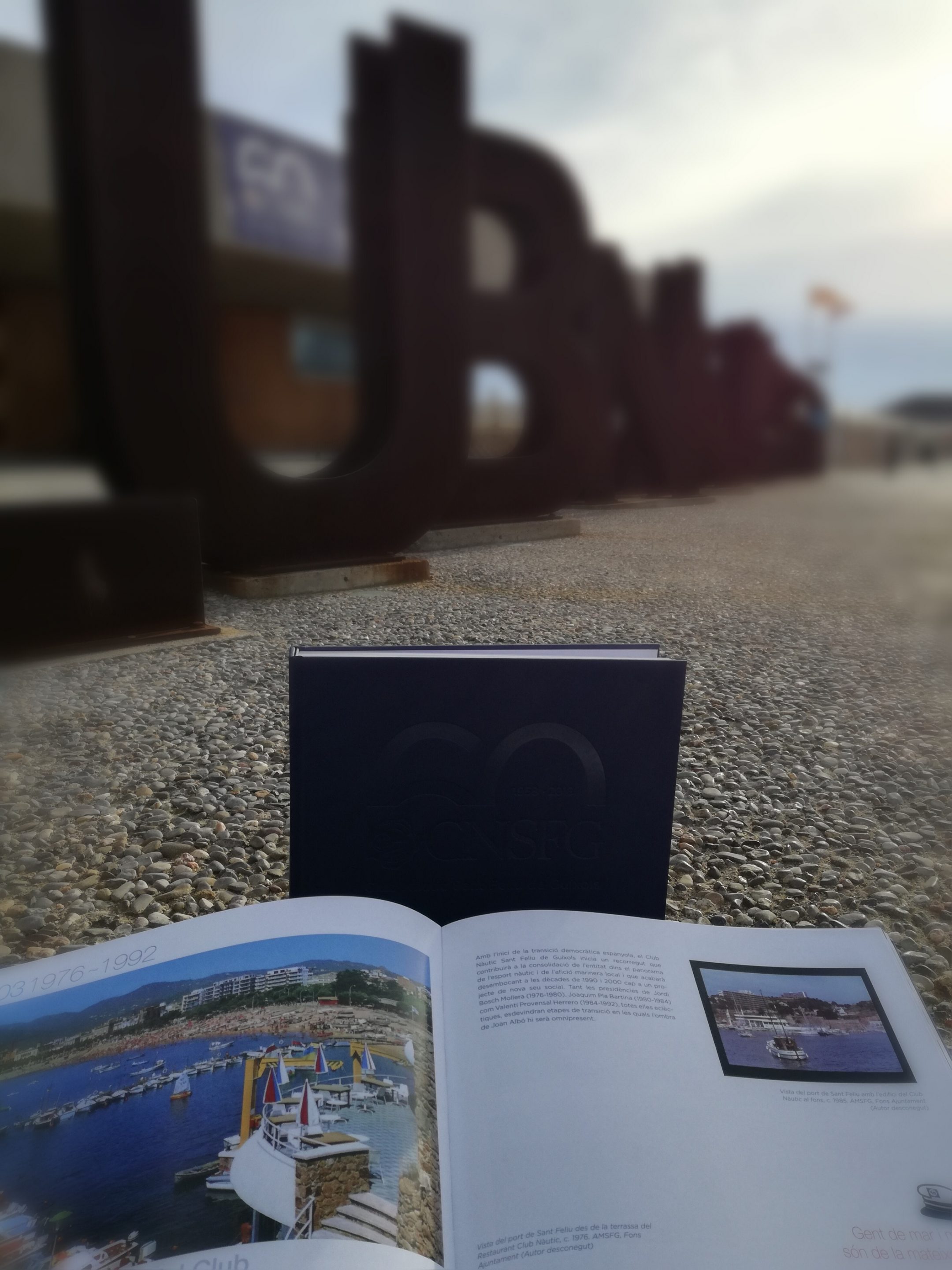 Llibre 60 anys