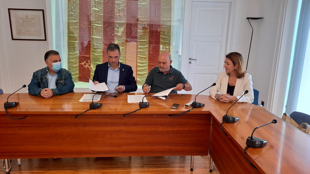 Cessió documentació a arxiu municipal | Club Nàutic Sant Feliu de Guíxols